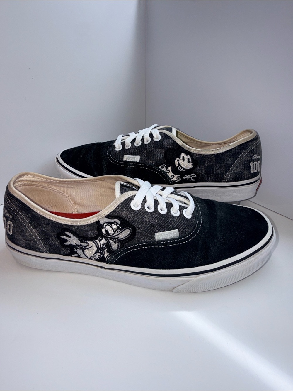 🏷️SALE Disney x Vans Authentic OG Family Mickey Mouse Sneakers Men’s Size 10